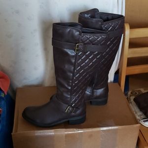 Just fab Brown boots, 9W